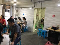 -石灰市毛记烧鸡公(解放碑店)
