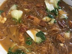 猪肉炖粉条-东北哈尔滨酱骨头馆房掌柜铁锅炖