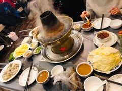 -鑫龙火锅城(青岛分店)