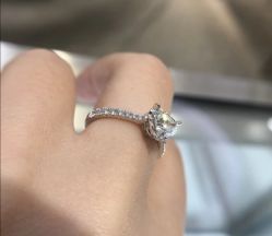 -Zbird钻石小鸟·钻戒婚戒定制高端珠宝私人定制中心