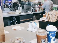 -瑞幸咖啡(艺树家工场店)