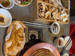 -阿婆情腊排骨火锅·野生菌季(古城旗舰店)