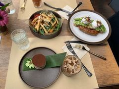 牛油果温泉蛋吐司-O'mills Sourdough Bakery&Bistro(永嘉路店)