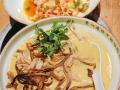 -吃饭皇帝大土家民族菜(正大广场店)