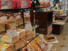 -红宝石·鲜奶小方·海派西点房(南丹店)