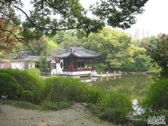 -汇龙潭
