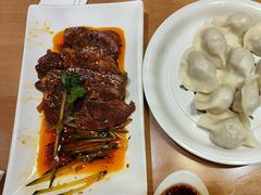 -东方饺子王(重庆路亚泰店)