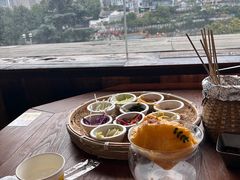 -包整·丝娃娃(一览甲秀楼风景店)