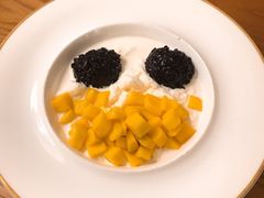 芒果白雪黑糯米甜甜-拾光·小碗甜品