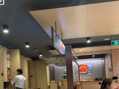 -海底捞火锅(宝龙广场夜宵主题店)
