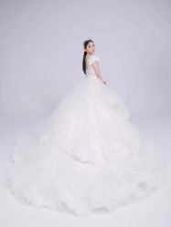 -纯色时光婚纱艺术馆WHITE
