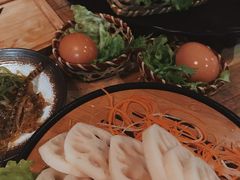 -湊湊火锅·茶憩(杭州湖滨银泰in77店)