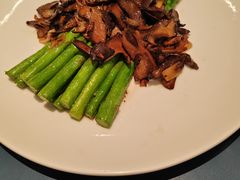 -一坐一忘云南菜(嘉里中心店)
