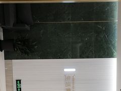 -海马体照相馆(环贸iapm大师爱情店)