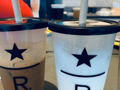 -星巴克臻选(上海合生汇1F店)