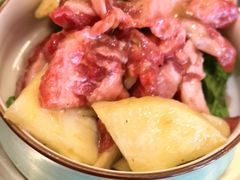 -围炉肉舍•炭烤活鳗•丹东海鲜烤肉(步行街店)