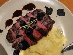 -JINNS锦时 steak&pizza(浸信会礼拜堂旧址店)