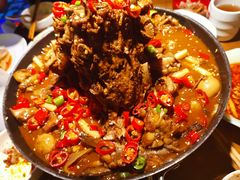 -胖哥俩肉蟹煲(虹口龙之梦店)