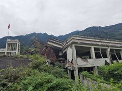 -四川汶川特大地震漩口中学遗址