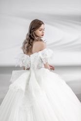 -GRACE KELLY婚纱与礼服(北京店)