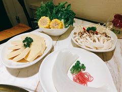 -汤城·料青山