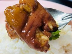 -Kha Mu Charoensang(Silom)