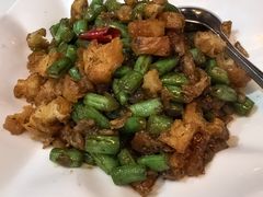 -荟廷·晶萃(陆家嘴尚悦湾店)