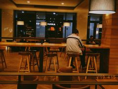 门面-星巴克(上海交通大学店)