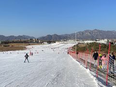 -华彬猛犸滑雪场