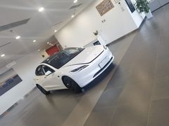 -TESLA 特斯拉(北京南四环中路特斯拉中心)