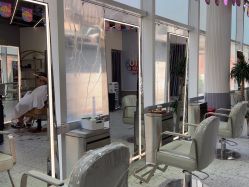 -PE SALON 