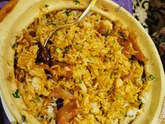 腊肉煲仔饭-惠食佳·朱雀(东方商厦店)