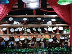 -老滇山寨•云南特色菜•地方菜•民族风情歌舞表演(金碧店)