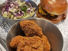 -TRIPS BURGER(大钟寺店)