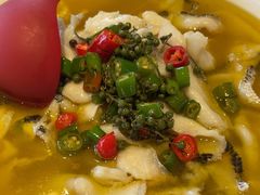 -川流不息·地道川菜·小龙虾(松东路店)