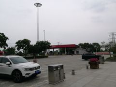 -八仙台服务区-停车场