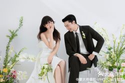 -蒙太奇婚纱摄影(万达店)