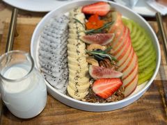 -Mark&Mars Restaurant