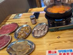 -黔二妞地摊火锅(龙华清湖店)