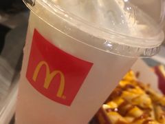 -麦当劳(中山公园龙之梦店)