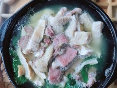 马帮牛汤锅-醉云喃