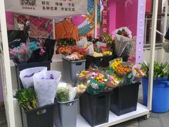 -新华百货CC Park购物广场