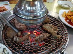 -牛信亭韩国料理·炭火烤肉(紫藤路店)