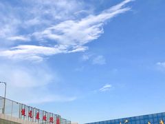 -健龙森俱乐部·游泳·健身·羽毛球综合体育馆