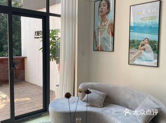 工作室的氛围超级好，一进门就感受到大家的热情