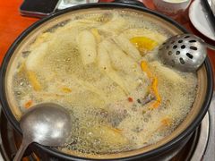 -菌之家·专业纯野生菌火锅·特色炒菌