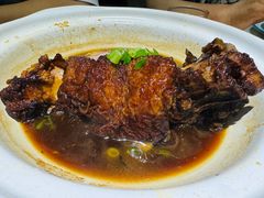 -老码头黑皮肘子锅包肉(赣水路店)