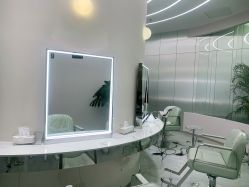 -PE SALON