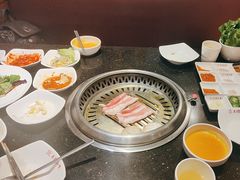-木槿花韩式炭烤·熟成肉工坊(孙文东路店)