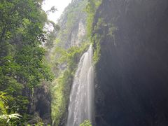 -龙水峡地缝景区